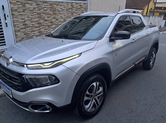 FIAT TORO 2.0 16V TURBO DIESEL VOLCANO 4WD AT9
